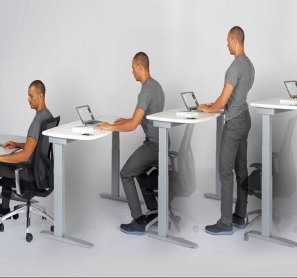 benefits of using a standing desk